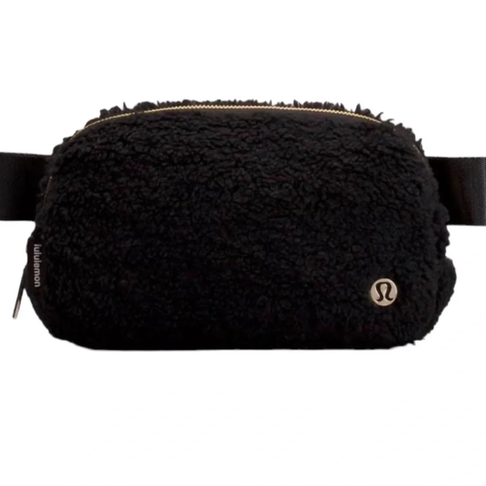 Lululemon athletica fleece belt bag - Picture 1 of 5